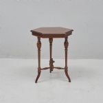1483 4082 LAMP TABLE